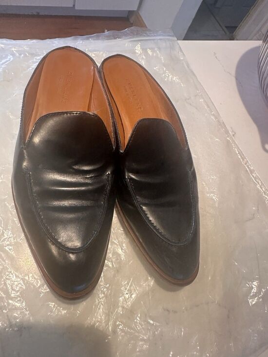 Everlane Shoes - Everlane Made In Italy Modern Mules 7.5US Black Leather Low Heel Casual Pointy